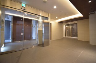 江坂駅 徒歩5分 8階の物件外観写真